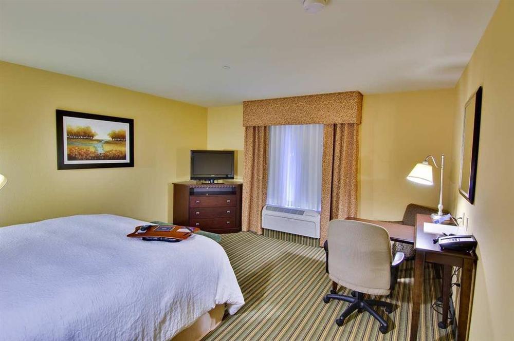 Hampton Inn & Suites Fort Belvoir Alexandria South Exteriér fotografie