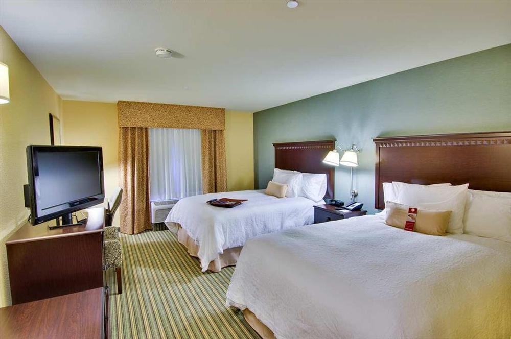Hampton Inn & Suites Fort Belvoir Alexandria South Pokoj fotografie