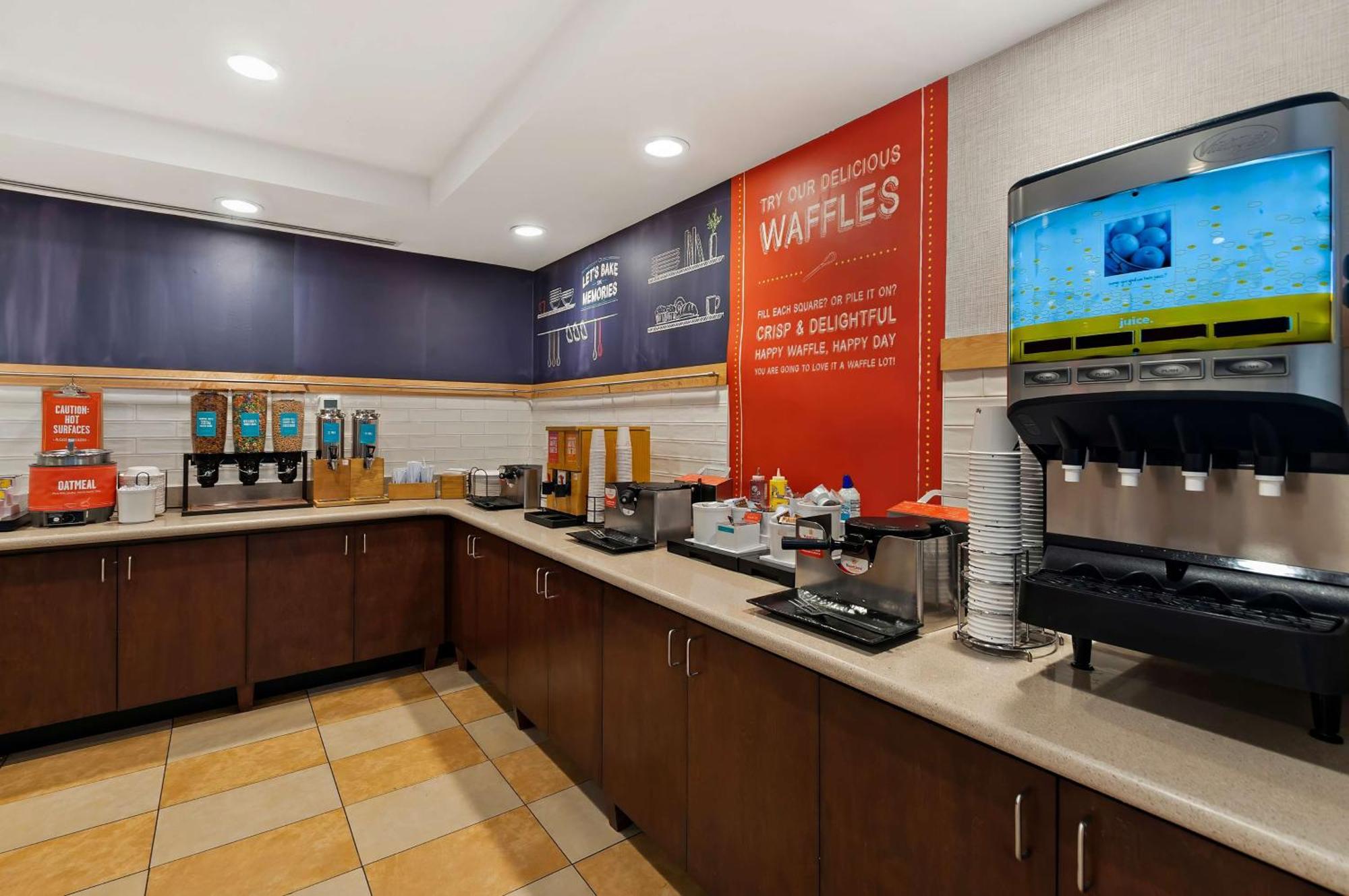 Hampton Inn & Suites Fort Belvoir Alexandria South Exteriér fotografie