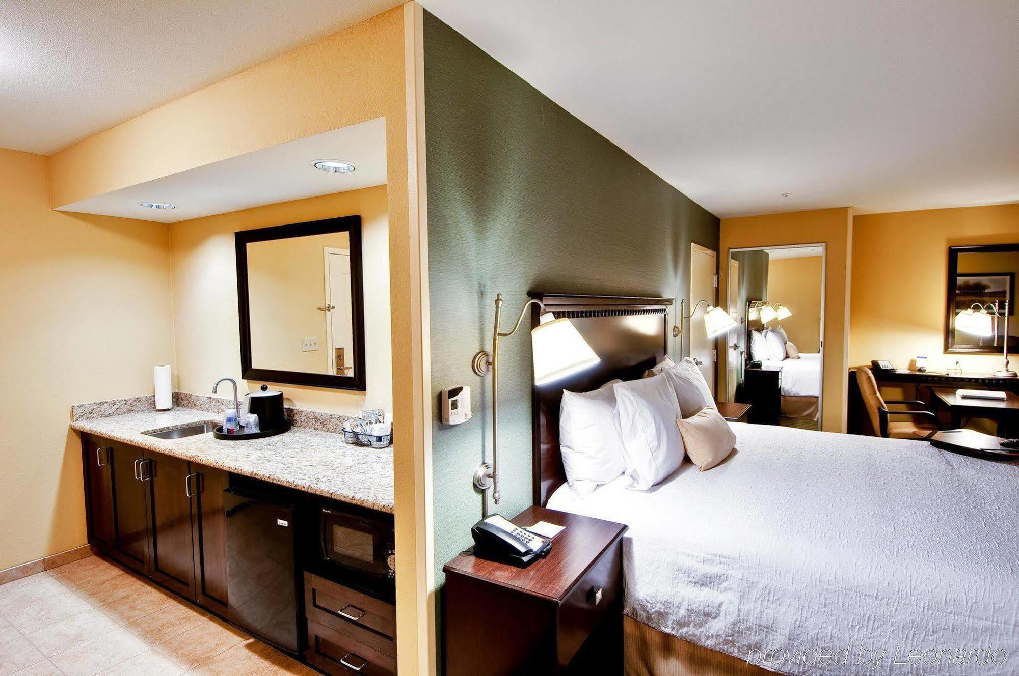 Hampton Inn & Suites Fort Belvoir Alexandria South Pokoj fotografie